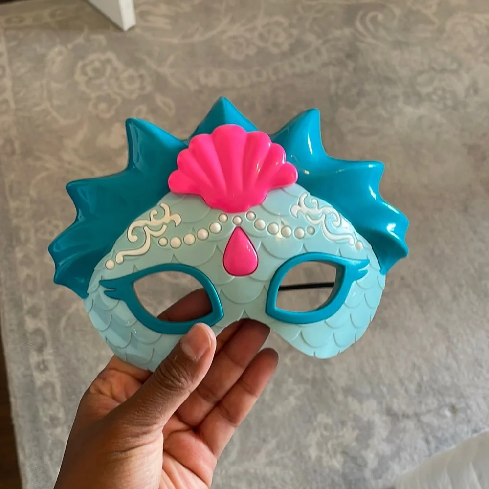 Girls mermaid shell mask